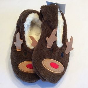 NWT Kids Fleece Lined Reindeer Slippers